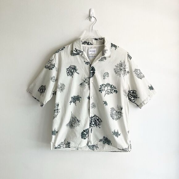 Norse Projects Other - Norse Projects Shirt Size Medium Plant Floral Print Short Sleeve Button Front